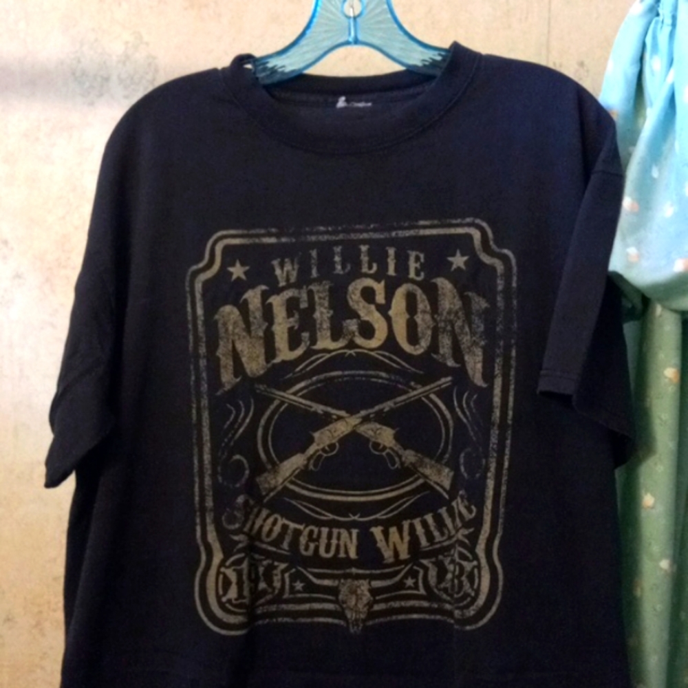 Willie Nelson Shotgun Willie tee